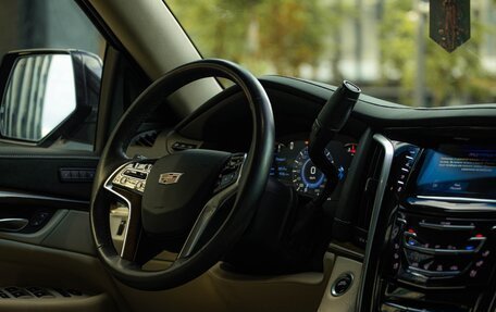 Cadillac Escalade IV, 2019 год, 8 100 000 рублей, 14 фотография