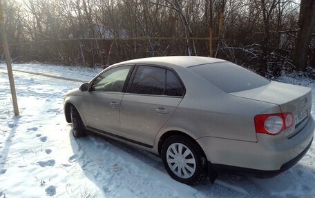 Volkswagen Jetta VI, 2007 год, 450 000 рублей, 3 фотография