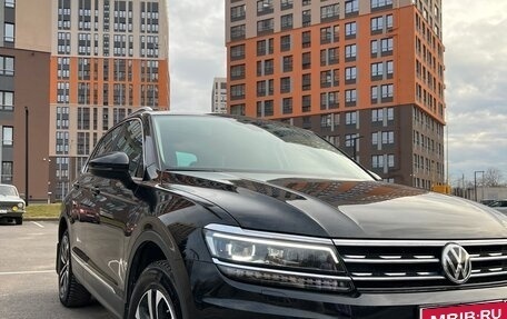 Volkswagen Tiguan II, 2019 год, 3 150 000 рублей, 1 фотография