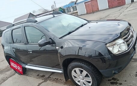 Renault Duster I рестайлинг, 2014 год, 1 000 000 рублей, 4 фотография