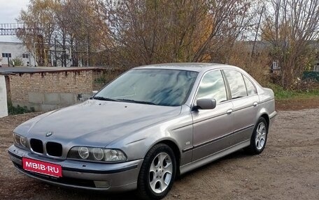 BMW 5 серия, 1998 год, 620 000 рублей, 1 фотография