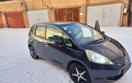 Honda Fit III, 2007 год, 650 000 рублей, 5 фотография