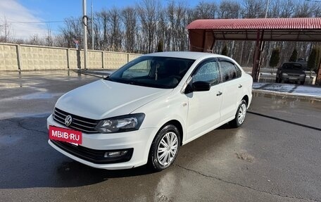 Volkswagen Polo VI (EU Market), 2018 год, 1 200 000 рублей, 2 фотография