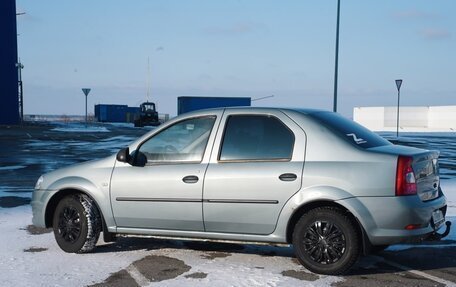 Renault Logan I, 2011 год, 700 000 рублей, 3 фотография