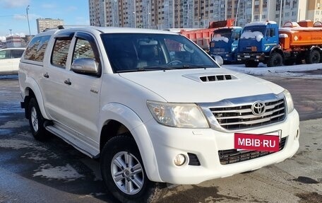 Toyota Hilux VII, 2012 год, 1 900 000 рублей, 13 фотография