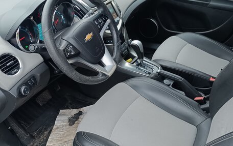 Chevrolet Cruze II, 2014 год, 950 000 рублей, 10 фотография