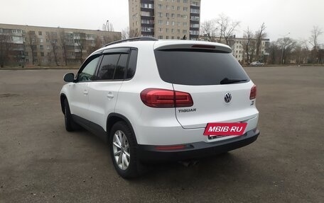 Volkswagen Tiguan I, 2016 год, 1 550 000 рублей, 2 фотография