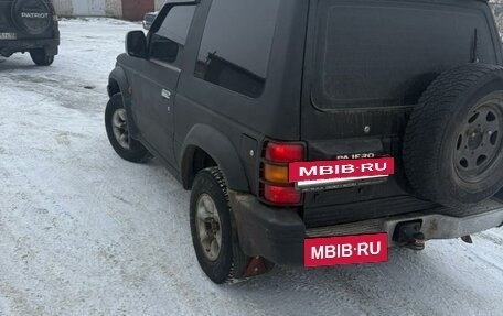 Mitsubishi Pajero III рестайлинг, 1992 год, 750 000 рублей, 2 фотография