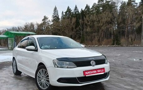 Volkswagen Jetta VI, 2014 год, 1 020 000 рублей, 2 фотография