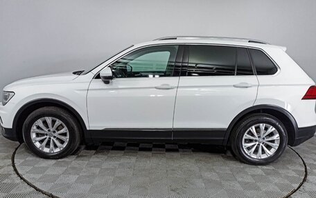 Volkswagen Tiguan II, 2018 год, 4 182 000 рублей, 12 фотография