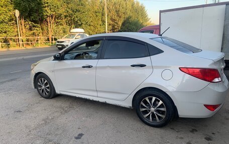 Hyundai Solaris II рестайлинг, 2015 год, 580 000 рублей, 5 фотография