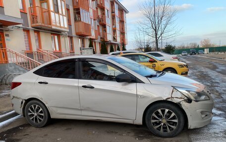 Hyundai Solaris II рестайлинг, 2015 год, 580 000 рублей, 6 фотография