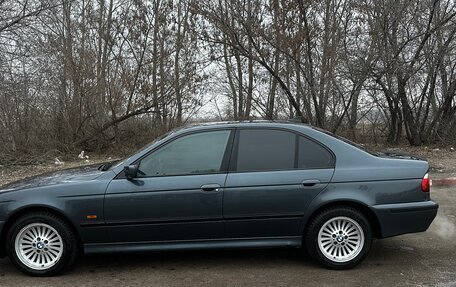 BMW 5 серия, 2001 год, 815 000 рублей, 3 фотография