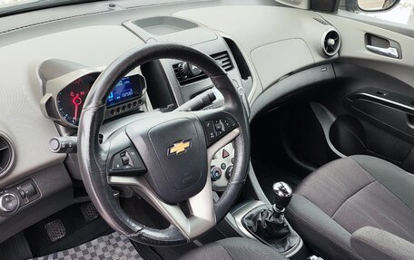 Chevrolet Aveo III, 2012 год, 700 000 рублей, 4 фотография