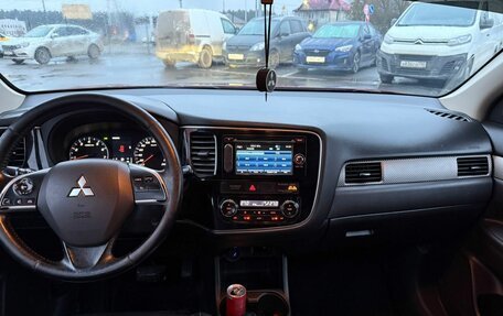 Mitsubishi Outlander III рестайлинг 3, 2013 год, 1 165 000 рублей, 1 фотография