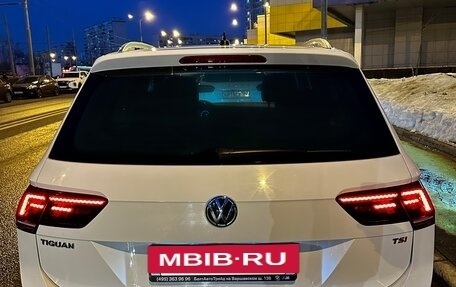 Volkswagen Tiguan II, 2017 год, 2 390 000 рублей, 5 фотография