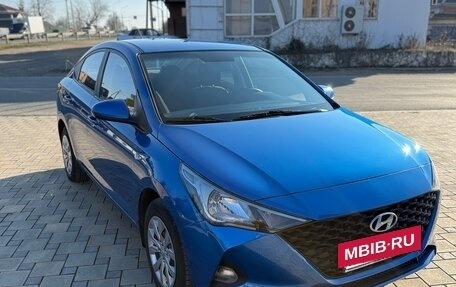 Hyundai Solaris II рестайлинг, 2021 год, 1 589 000 рублей, 3 фотография