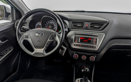 KIA Rio III рестайлинг, 2017 год, 1 050 000 рублей, 28 фотография