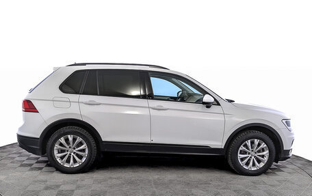 Volkswagen Tiguan II, 2018 год, 2 380 000 рублей, 4 фотография