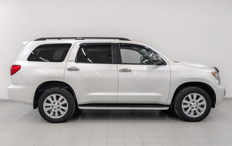 Toyota Sequoia II рестайлинг, 2013 год, 4 000 000 рублей, 4 фотография