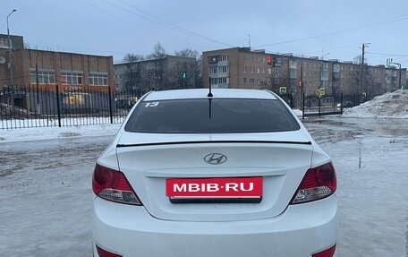 Hyundai Solaris II рестайлинг, 2013 год, 680 000 рублей, 4 фотография