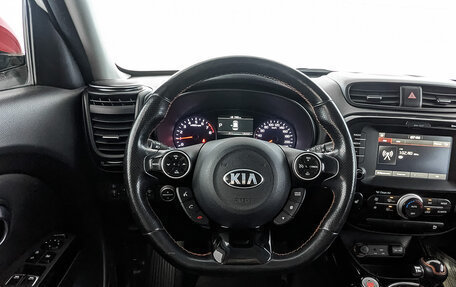 KIA Soul II рестайлинг, 2017 год, 1 799 000 рублей, 22 фотография