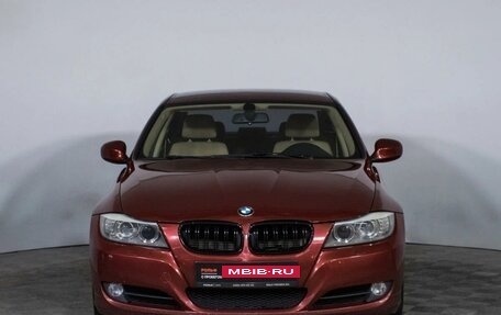 BMW 3 серия, 2011 год, 1 100 000 рублей, 2 фотография