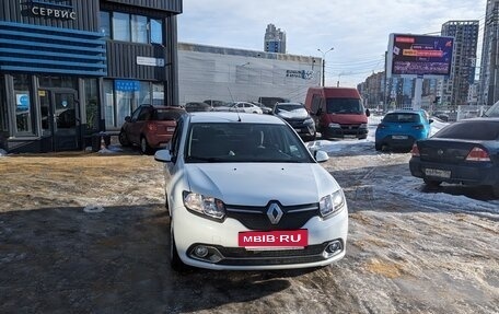 Renault Logan II, 2015 год, 775 000 рублей, 38 фотография