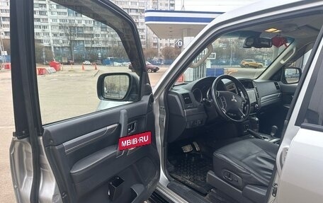 Mitsubishi Pajero IV, 2019 год, 3 690 000 рублей, 8 фотография