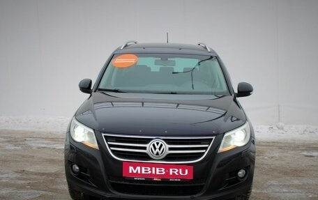 Volkswagen Tiguan I, 2011 год, 1 050 000 рублей, 2 фотография