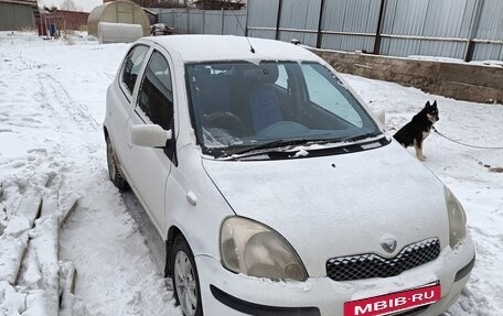 Toyota Vitz, 2001 год, 400 000 рублей, 2 фотография