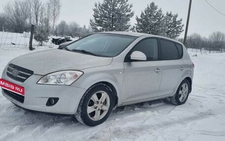 KIA cee'd I рестайлинг, 2009 год, 648 000 рублей, 4 фотография