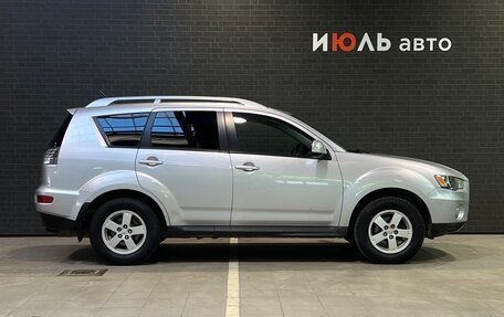 Mitsubishi Outlander III рестайлинг 3, 2010 год, 1 495 000 рублей, 4 фотография