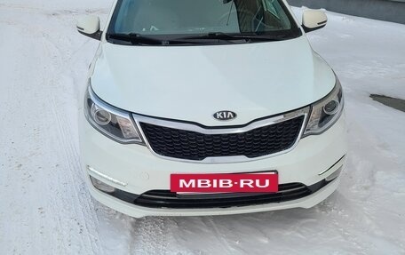 KIA Rio III рестайлинг, 2015 год, 725 000 рублей, 3 фотография