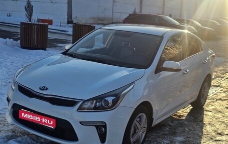 KIA Rio IV, 2018 год, 1 260 000 рублей, 2 фотография