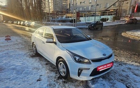 KIA Rio IV, 2018 год, 1 260 000 рублей, 4 фотография