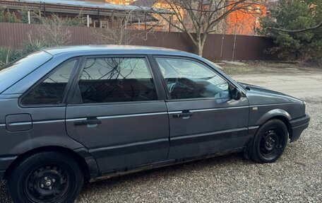 Volkswagen Passat B3, 1988 год, 135 000 рублей, 3 фотография