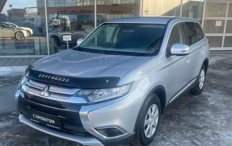 Mitsubishi Outlander III рестайлинг 3, 2018 год, 1 950 000 рублей, 1 фотография