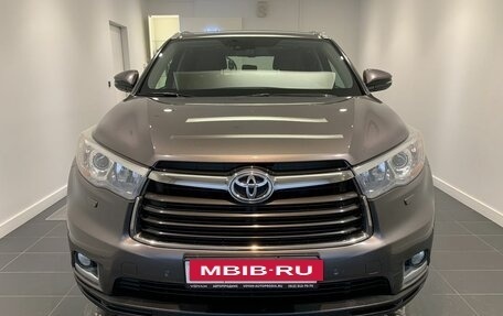 Toyota Highlander III, 2015 год, 2 990 000 рублей, 6 фотография