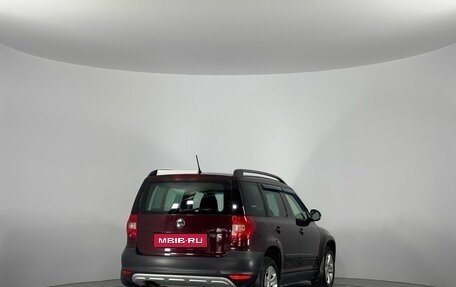 Skoda Yeti I рестайлинг, 2012 год, 825 000 рублей, 8 фотография