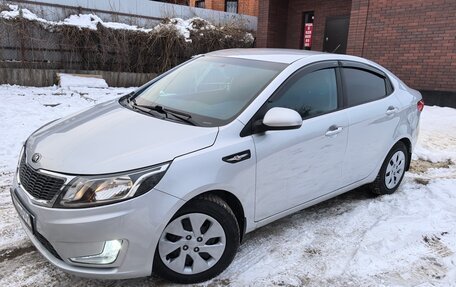 KIA Rio III рестайлинг, 2014 год, 1 050 000 рублей, 33 фотография