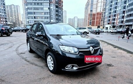 Renault Logan II, 2018 год, 990 000 рублей, 2 фотография