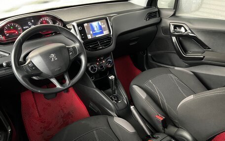 Peugeot 208 II, 2013 год, 950 000 рублей, 3 фотография