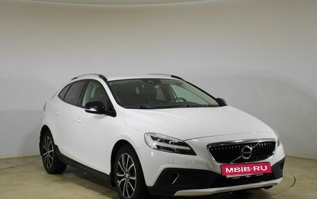 Volvo V40 Cross Country I, 2019 год, 2 050 000 рублей, 3 фотография