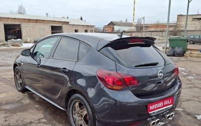 Opel Astra J, 2010 год, 700 000 рублей, 1 фотография