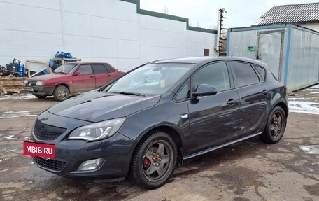 Opel Astra J, 2010 год, 700 000 рублей, 5 фотография