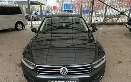 Volkswagen Passat B8 рестайлинг, 2018 год, 2 289 000 рублей, 2 фотография