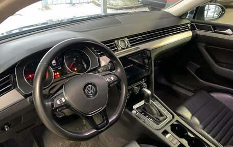 Volkswagen Passat B8 рестайлинг, 2018 год, 2 289 000 рублей, 9 фотография