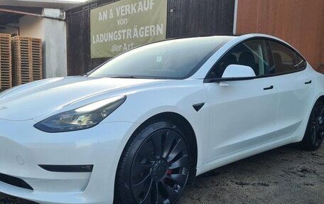 Tesla Model 3 I, 2023 год, 4 000 000 рублей, 1 фотография