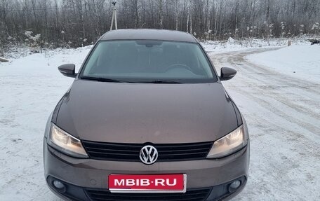 Volkswagen Jetta VI, 2012 год, 1 030 000 рублей, 1 фотография